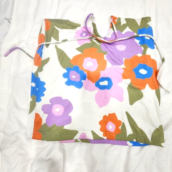 Brand new summer Floral skirt - Picture 2 of 6